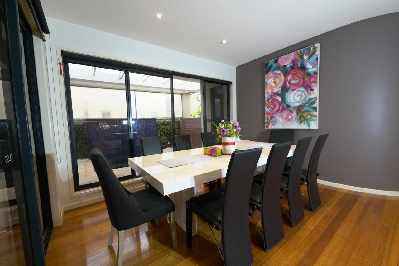 Luxury 7Brm Entire House Lakeview Blackswans Wifi Bbq Resort Point Cook Buitenkant foto